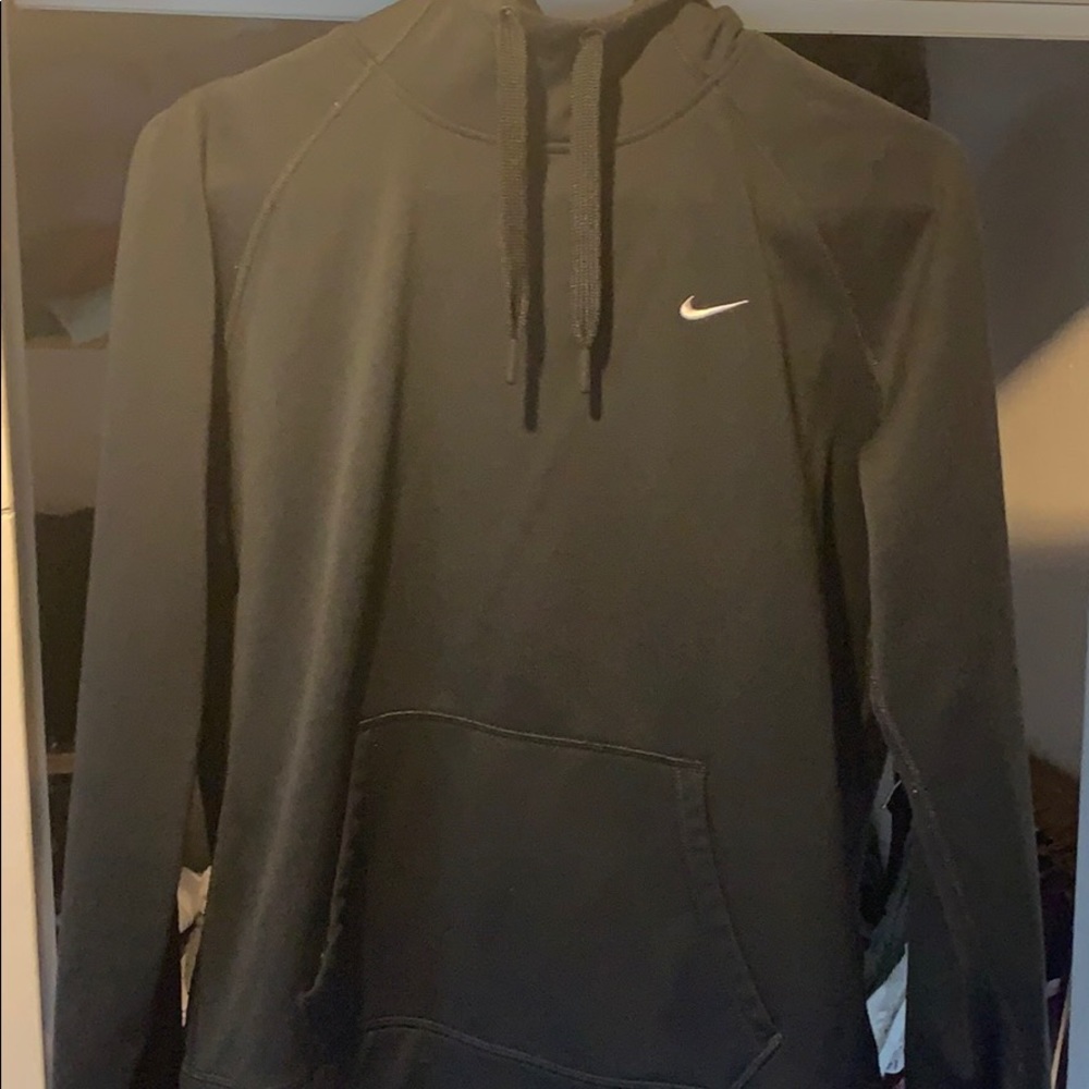 Nike Womens Thermafit Sweatshirt!